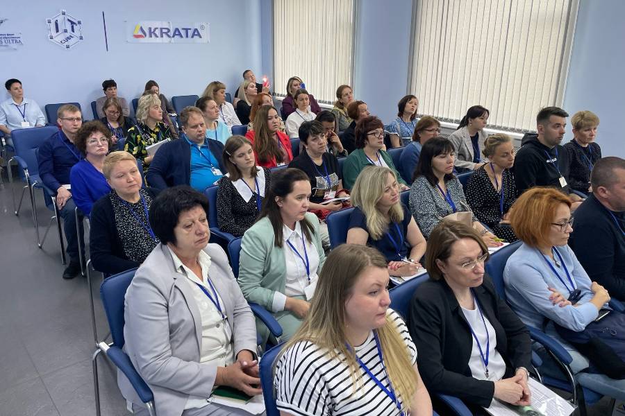 Поставщик химвеществ для обработки текстиля АО «Пигмент» провел первую тематическую конференцию