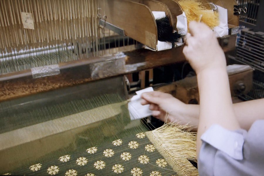 Hermès расширяет текстильное производство дополнительными печатными линиями