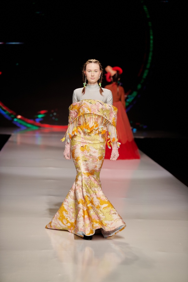 В Казани завершилось шоу благопристойной моды Modest Fashion Day