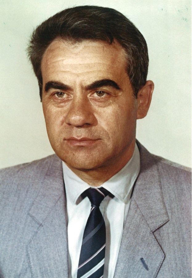 Корифей натуральных волокон: к 90‑летию Исаака Григорьевича Рашкована
