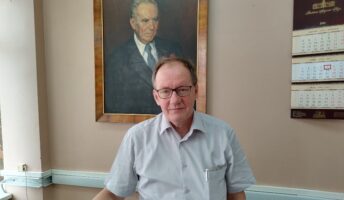Главное дело — шерсть. К юбилею К. Э. Разумеева smart