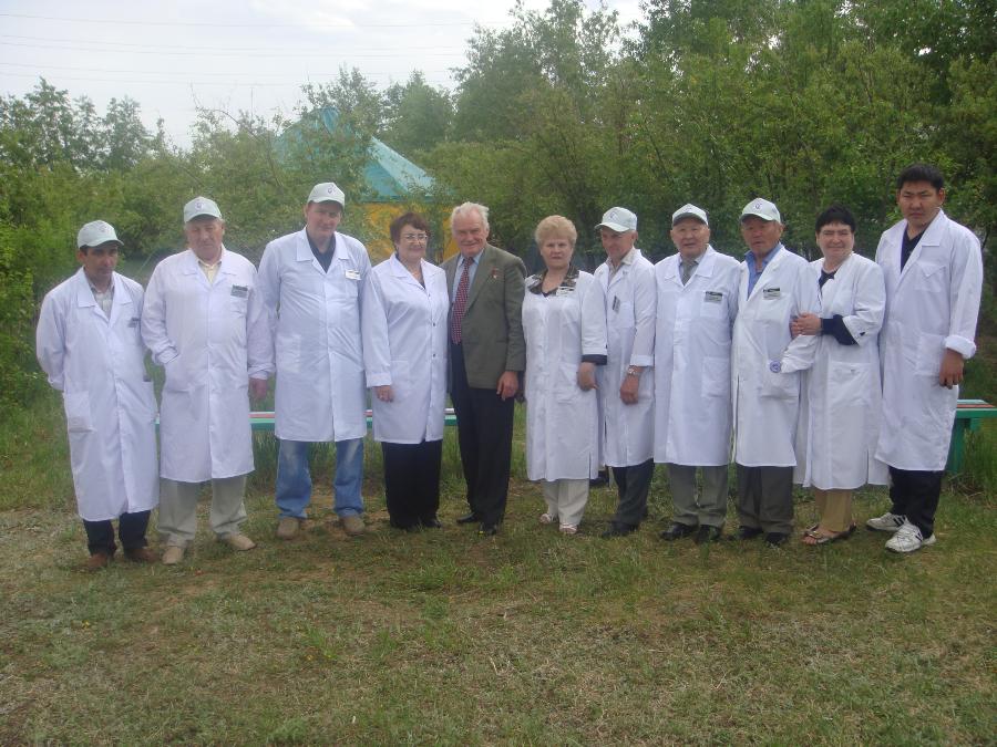 Главное дело — шерсть. К юбилею К. Э. Разумеева